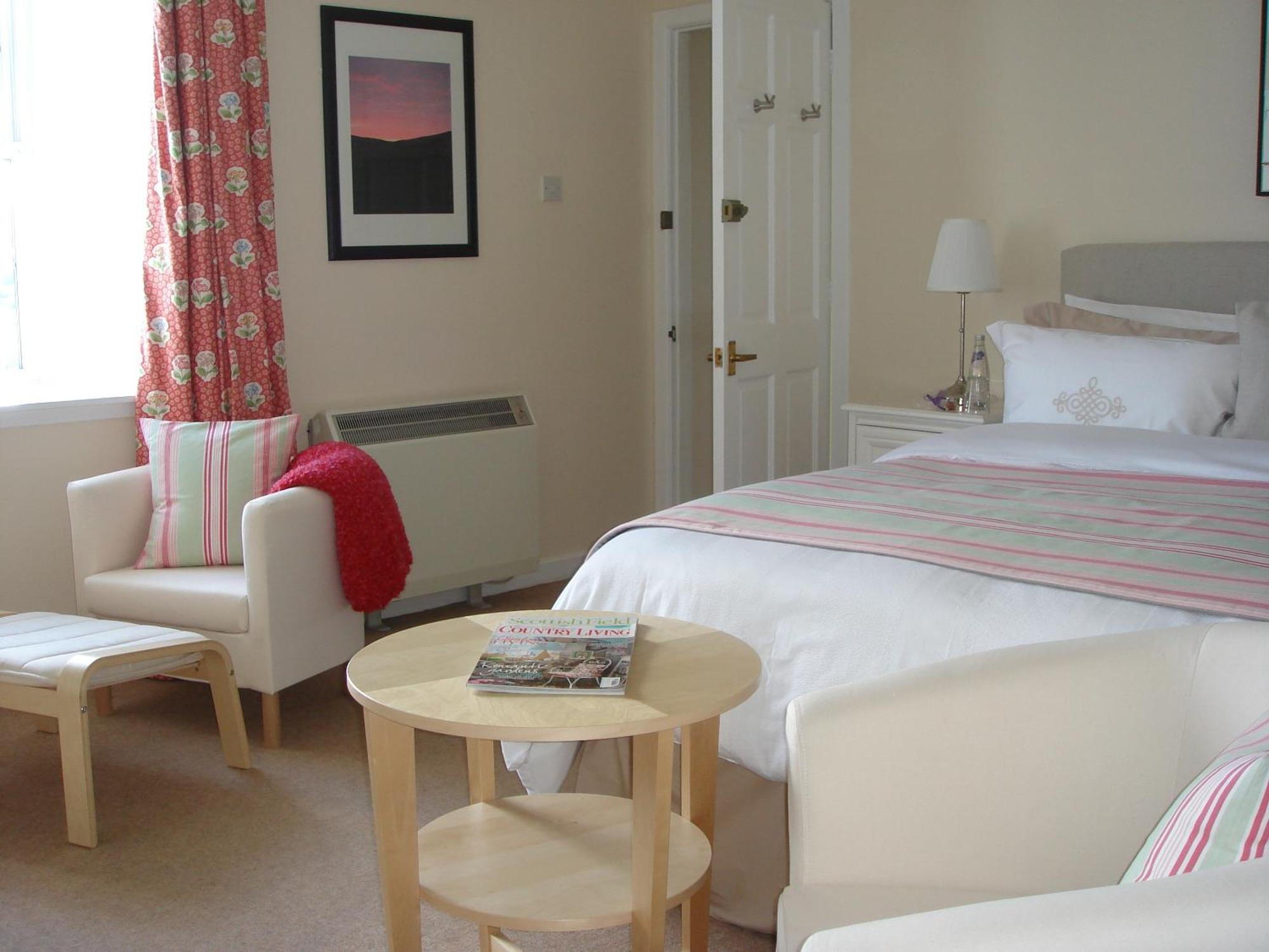 Bridgend  Skerrols House 게스트하우스 외부 사진